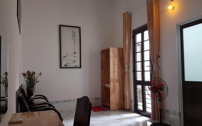 Hoa Lan Motel & Homestay 