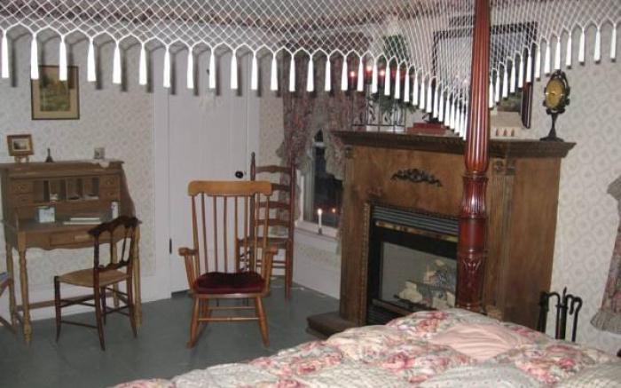 The Bella Ella Bed and Breakfast