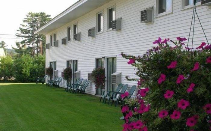 Yankee Clipper Inn
