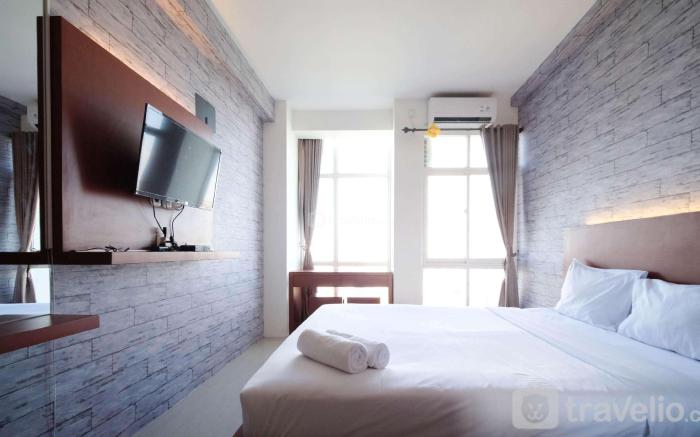 Good Deals Comfy Studio Bale Hinggil By Travelio