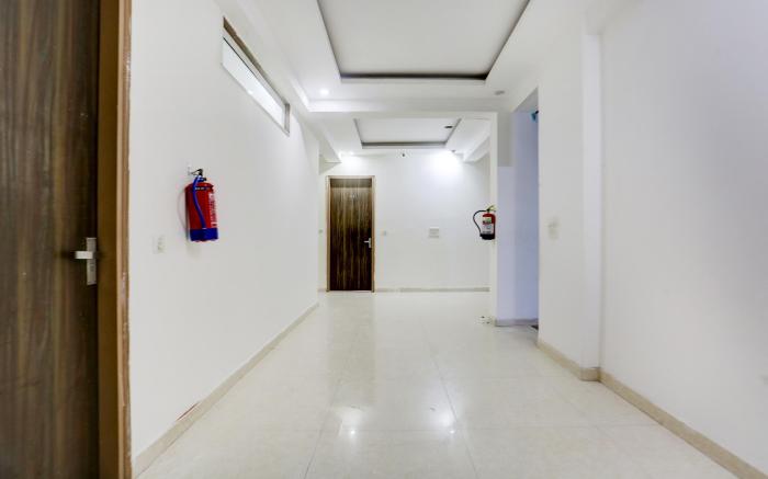 Hotel O Subhash Chowk Near Medanta Hospital Formerly L B Residency