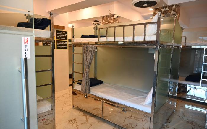 Sagar Dormitory Andheri - Nearest to Andheri Railway Station West