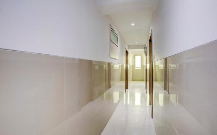 Hotel O Everest Lodging Vashi