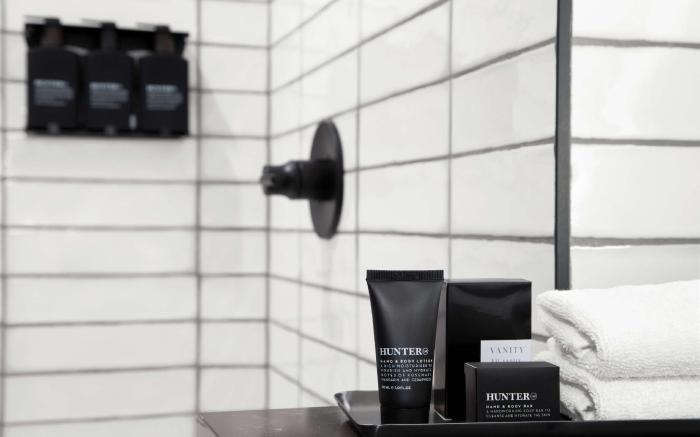 Cloudland at McLemore Resort Lookout Mountain, Curio by Hilton