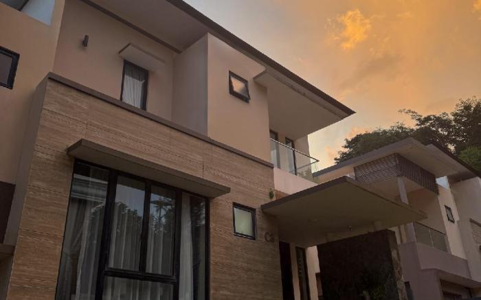 Monolog at Nagoya Valley (4BR Private Pool Villa)