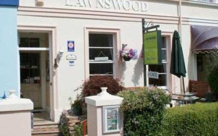 Lawnswood Guest House