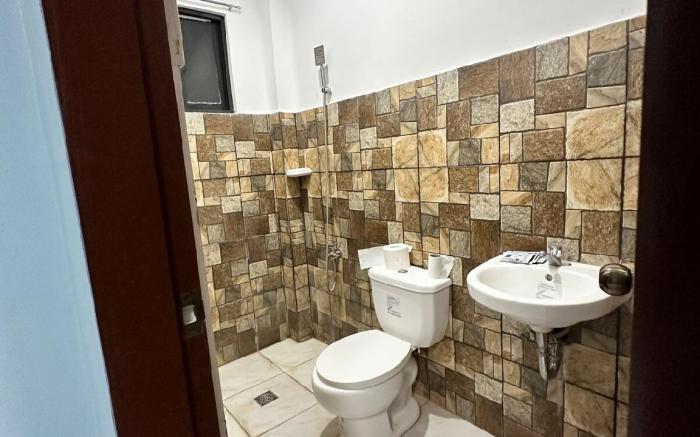 La Vita Urbana  “Room1” (1bed w/ wifi terrace&CR)