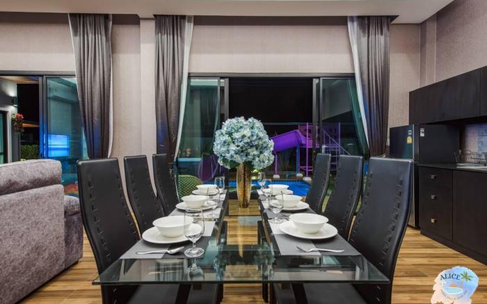 Alice pool villa cha-am