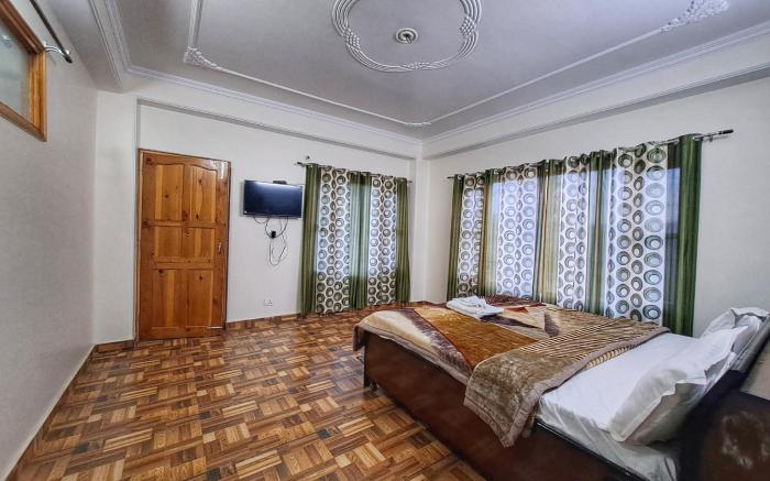 Shimla Alpine Regency