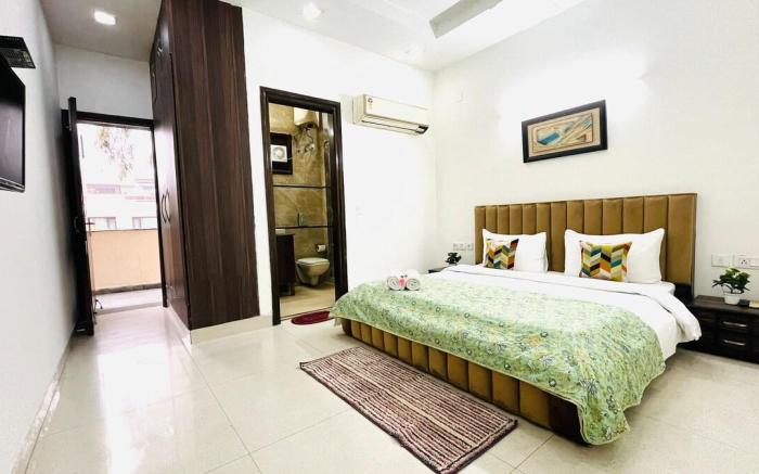 BluO 2BHK @ Greater Kailash | Lift Balcony Parking