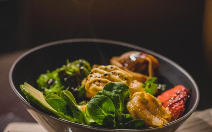 Roomshala 074 Hotel Royal Inn