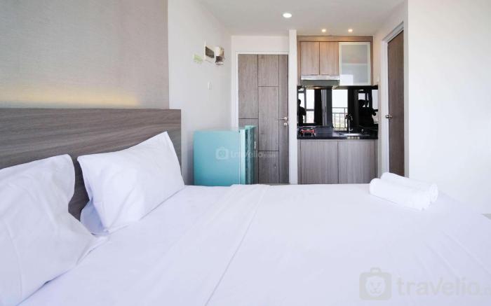 Tidy Studio at Taman Melati Surabaya By Travelio