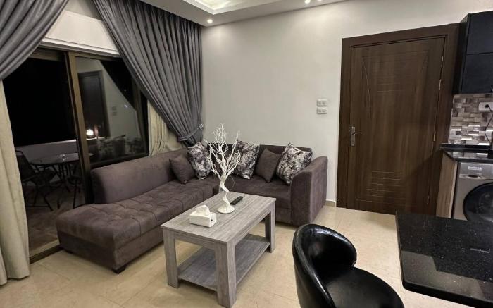 Abdoun Rooftop 2bedroom Khsh 02