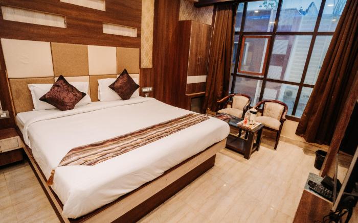 Hotel RajKamal Near Varanasi Railway Station