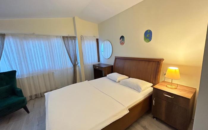 NAVAL HOTEL