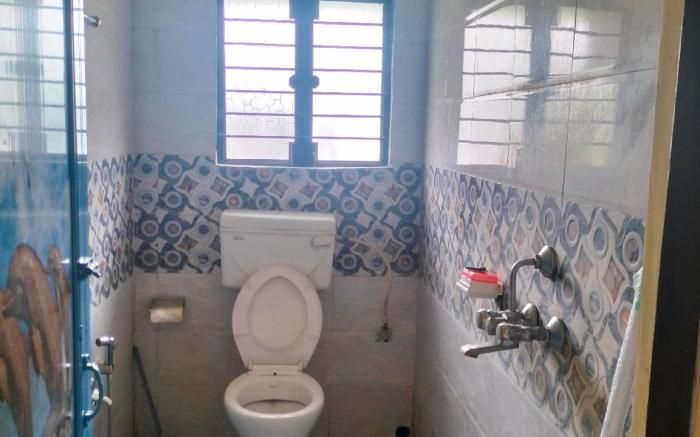 Cozy Homestay  (AC extra chargeable)