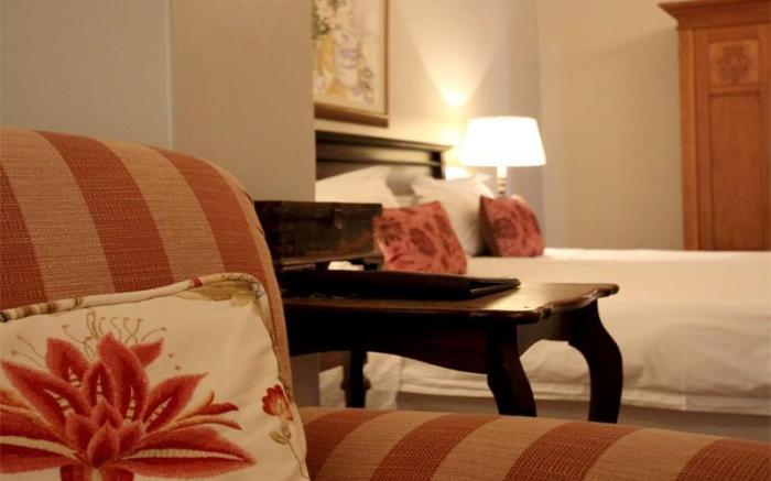 Leeuwenbosch Country House  Amakhala Game Reserve
