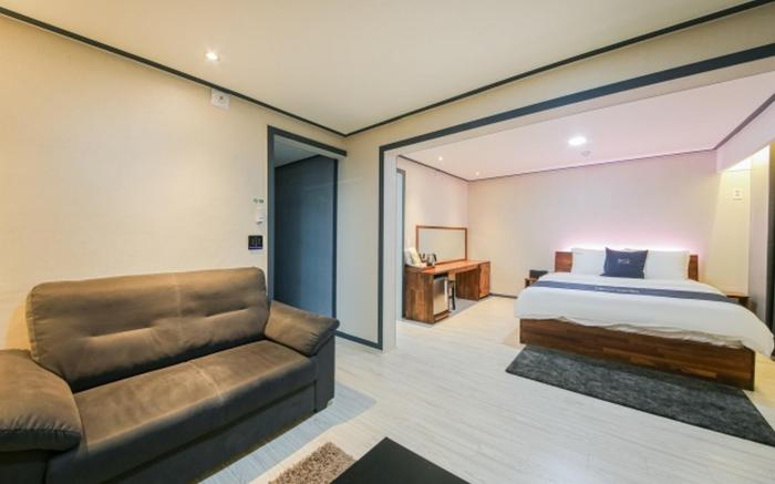 Jeonju Uadong Hotel Luna