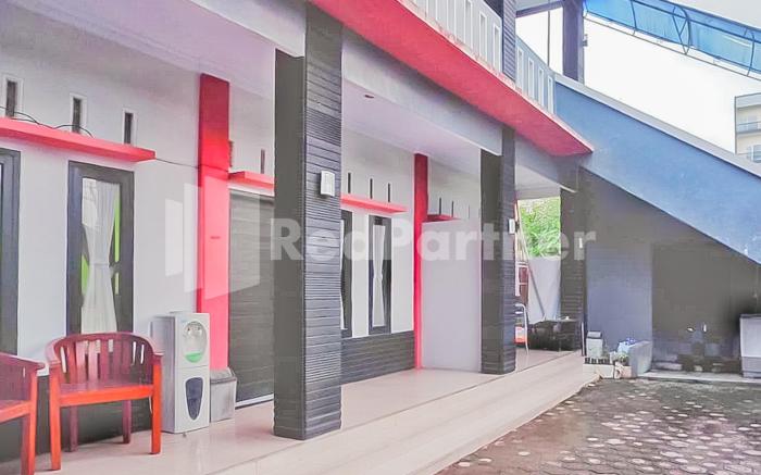Indah Savana Hotel Mitra RedDoorz