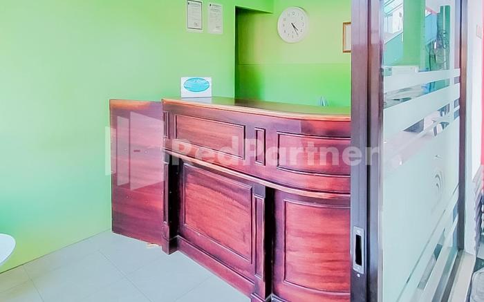 Indah Savana Hotel Mitra RedDoorz