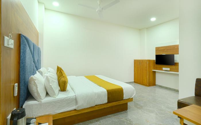 Hotel Madhur 