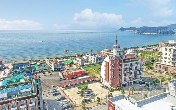 Subi Beach Castle