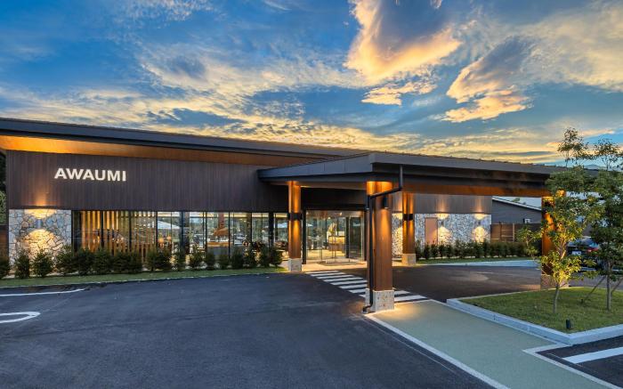 AWAUMI Fujikawaguchiko Resort