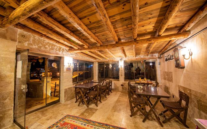 Zula Cave House