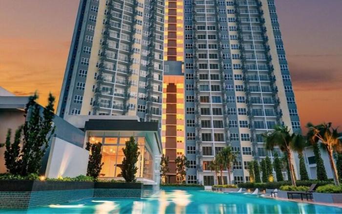 New modern condo (1) with pool @  Bangi