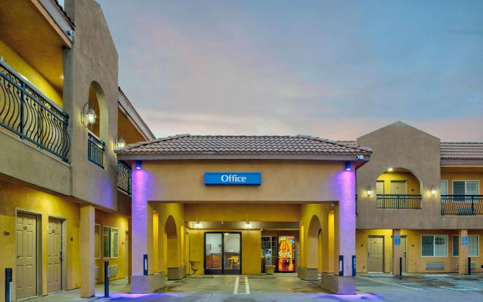 Motel 6 South Gate, CA