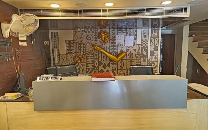 Hotel Gauranga Nearest New Delhi Railway Station