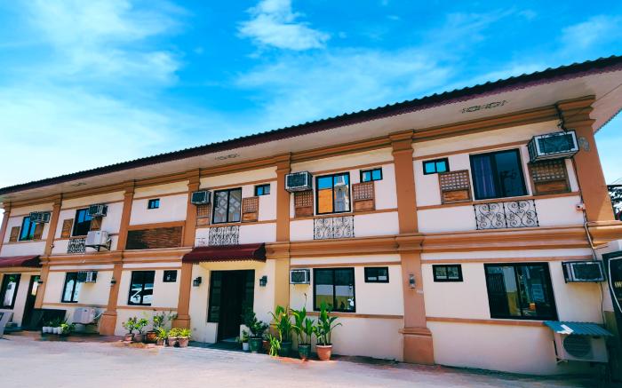 Dy Heritage Suites