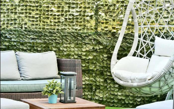 IQ Residences - Athens Way Apartments