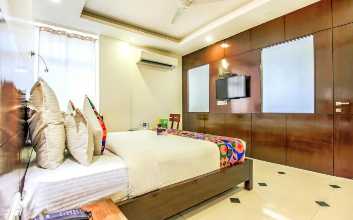 FabHotel Tipsyy Inn Suites