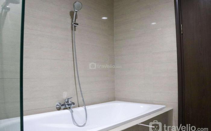 Spacious 3BR Ciputra International Apt By Travelio