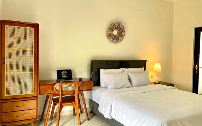 Satran Villa @ Kuta Bali (3 BR with Sharing Pool)