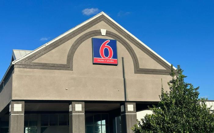 Motel 6 Rock Hill, SC - Cherry Road