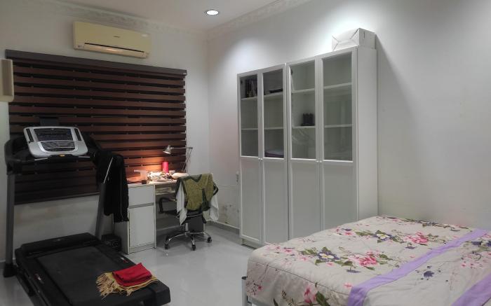 Kasih Aurora : 4-6 rooms (bilik semua aircond)