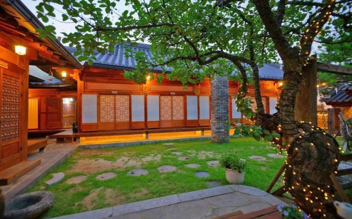Hanok Gotaek Goeul