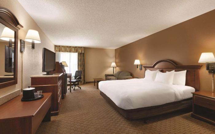 Country Inn & Suites by Radisson, Portland, TX
