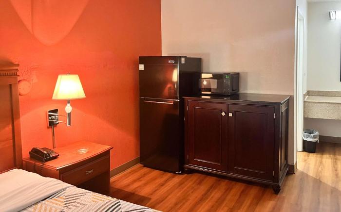 Studio 6  Suites Dayton, OH - Englewood