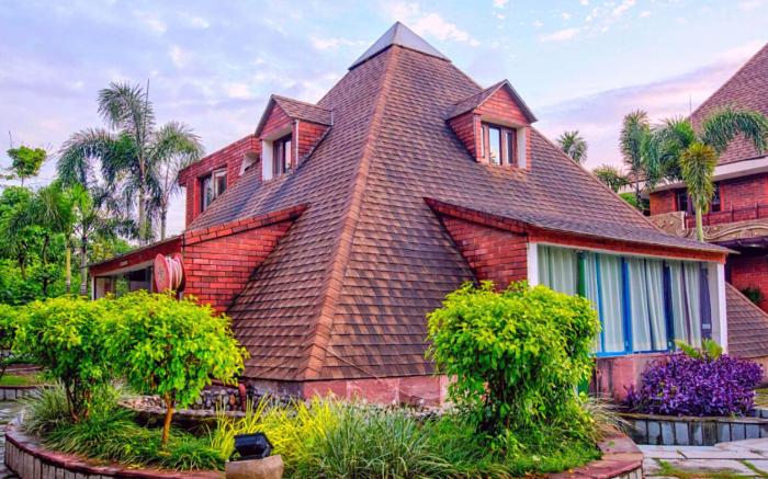 Pyramid Home Divine - A Wellness Resort