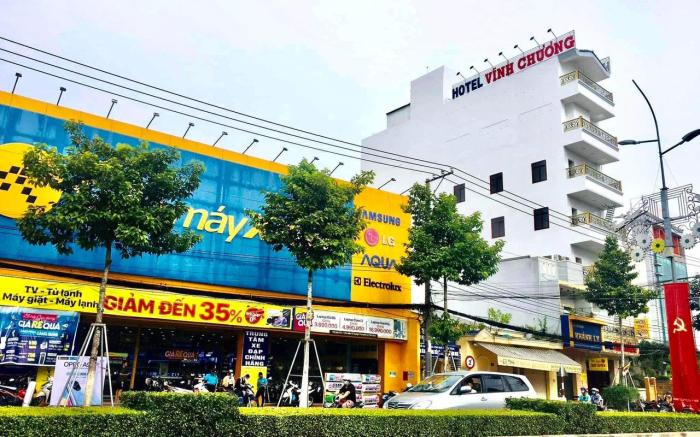 Khách sạn Vĩnh Chương