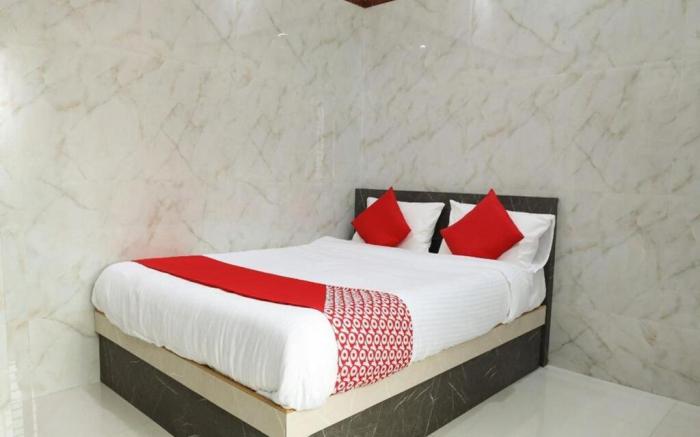STAYMAKER Guru Comforts Belur