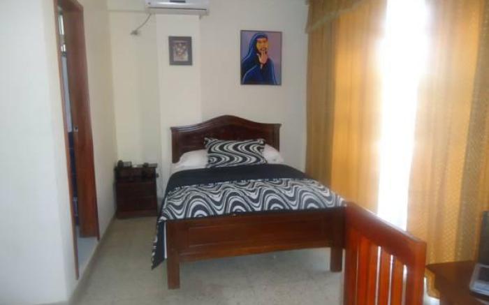 Hostal Perla Real Inn
