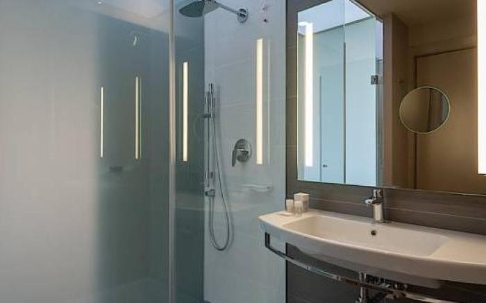 8Piuhotel