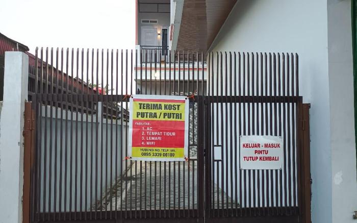 OYO 92806 Penginapan Geby Syariah