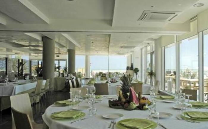 Casa Del Mar