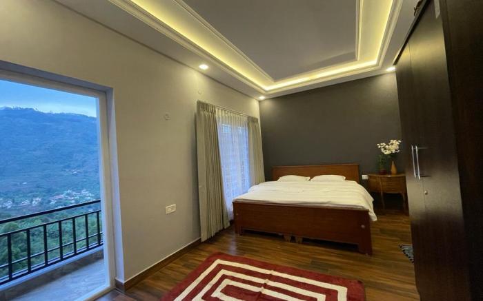Excellent valley view and iconic villa  