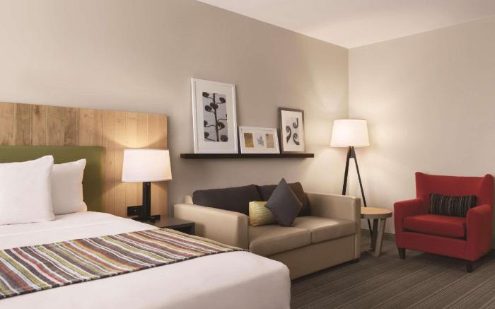 Country Inn & Suites by Radisson, Belleville, ON